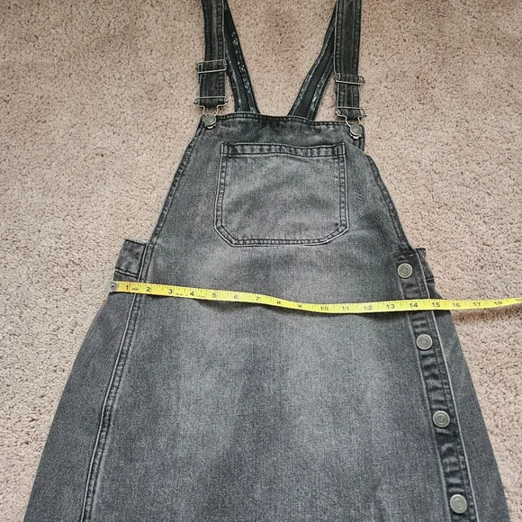 Free People Louise Denim Skirt Overall Rocky Mountain Black Sz 4 with adj Straps - Picture 8 of 8